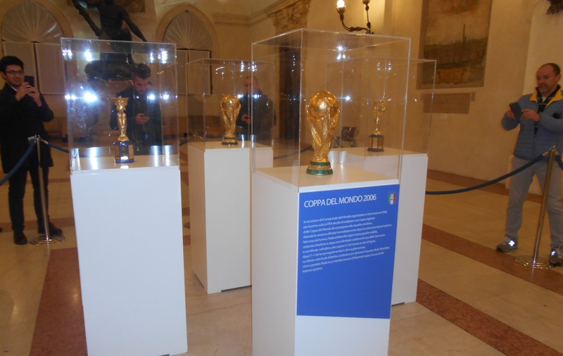 AMICAL ITALIA - ROMÂNIA. ^Reportaj din Bologna, de la corespondentul SportNews.libertatea.ro, despre fotbalul italian și românii plecați la muncă