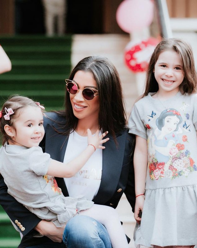 Reacția Ralucăi Pastramă după ce s-a spus că s-a despărțit de soțul ei. „În orice familie există discuții”