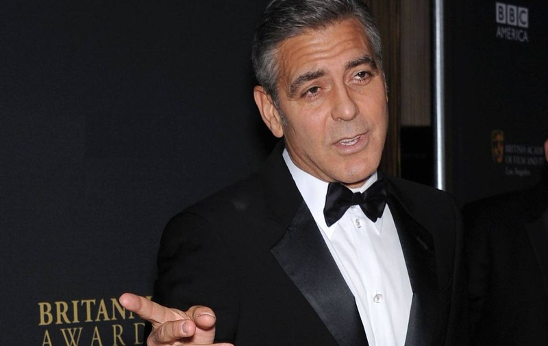 Ce pune George Clooney la cale cu Angela Merkel|VIDEO