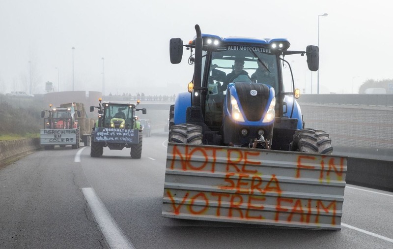 Ministerul de Externe anunță blocaje în Paris din cauza protestelor fermierilor