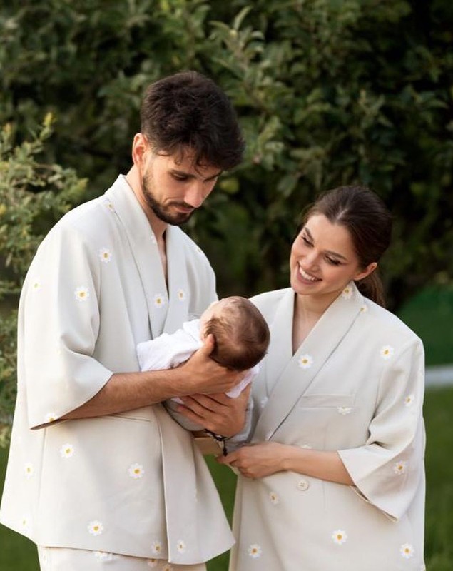 Theo Rose, mesaj emoționant pentru Anghel Damian. Sunt născuți la o zi distanță: „Unul lângă altul în viață și în sărbătoare”