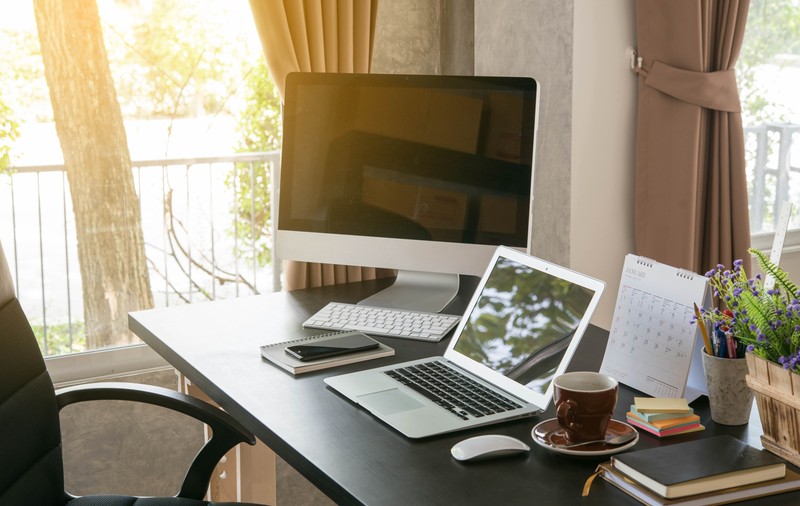 Computer desktop sau laptop: ce să alegi în 2023?