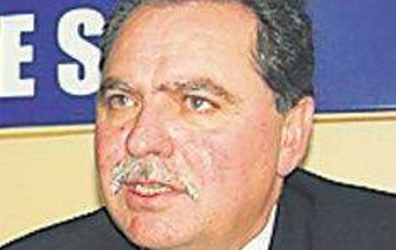 UPDATE | Preşedintele CJ Argeş, Constantin Nicolescu, URMĂRIT PENAL. A fost scos pe targă de la DNA