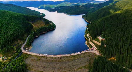 Barajul și Lacul Oașa