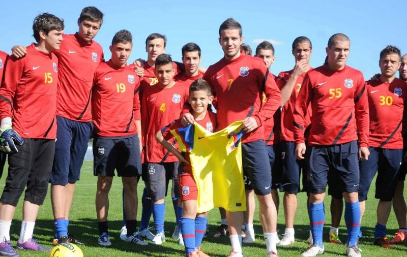Marius Ciobanu, cel mai cunoscut puşti care ţine cu Steaua: ”Victorie cu Rapid, titlul la final!”