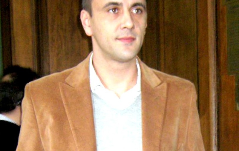 Cum arată soția lui Cosmin Cernat. Prezentatorul Exatlon este căsătorit cu o blondă superbă | FOTO