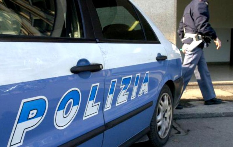 O româncă s-a sinucis în Italia, la șase luni după ce a născut o fetiță. Ar fi suferit de depresie postnatală