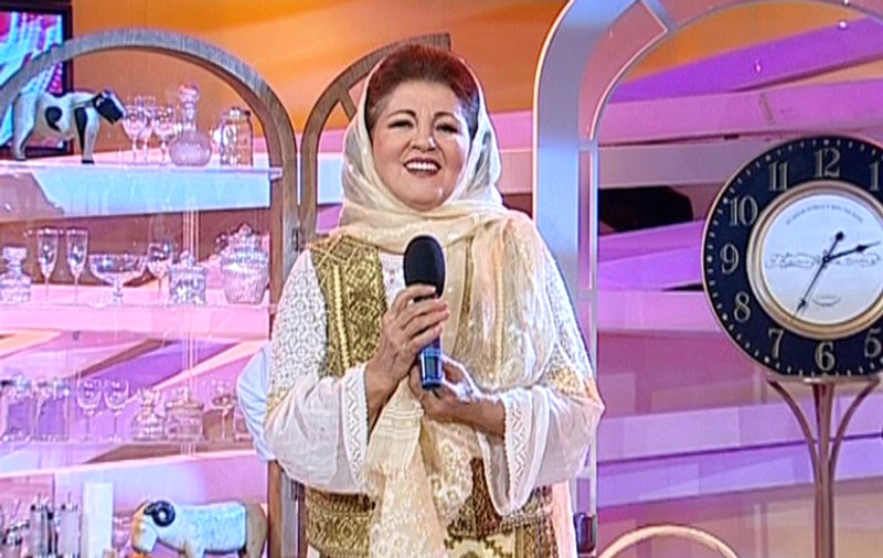 Irina Loghin aleargă zilnic pentru a se menţine în formă! Află din secretele artistei într-o ediţie de colecţie Gabi Firea Show! 