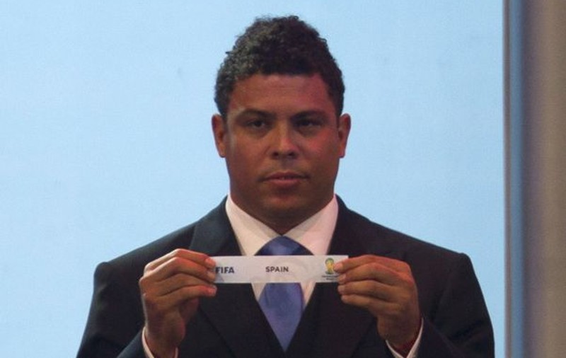 Ronaldo: "Am avut mai multe femei decât nopţi dormite cu Roberto Carlos în cameră"