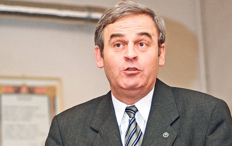 LASZLO TOKES s-a RECĂSĂTORIT în weekend! Află cine este NOUA SOŢIE A EUROPARLAMENTARULUI!