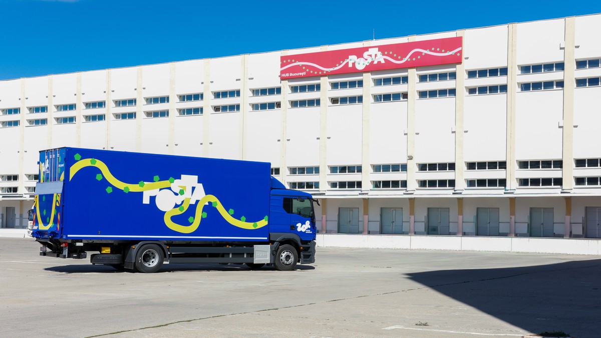 Imagine asociată subiectului: Poșta Română își modernizează flota prin noi autocamioane, remorci și autoutilitare