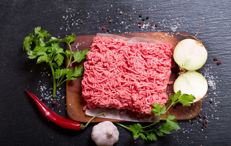 Cum alegi carnea tocată. Rețete cu carne tocată