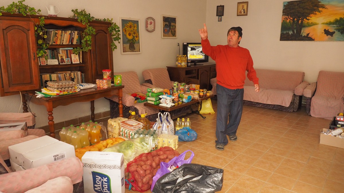 Sute de oameni au răspuns apelului disperat al bolnavilor de la Tichilești