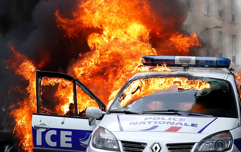 Euro 2016. Incendiu în apropiere de Stade de France, unde se va deschide campionatul Euro 2016. Poliţia face cercetări VIDEO