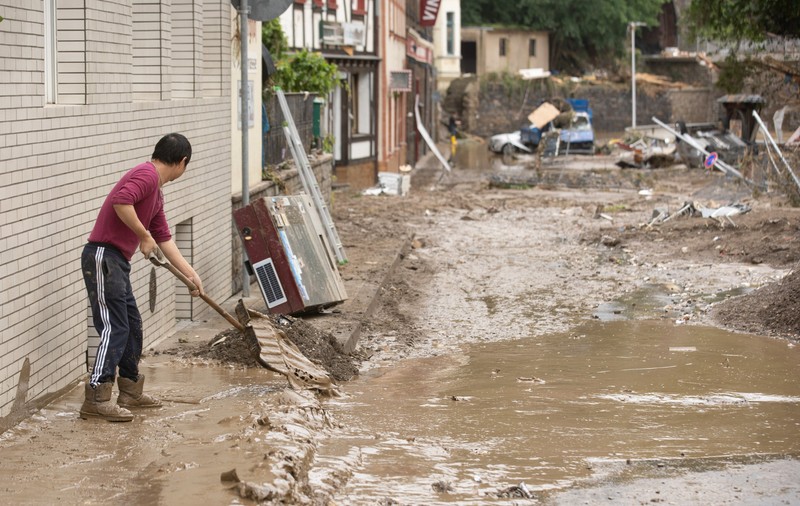 „A fost ca un tsunami”. Mărturiile supraviețuitorilor inundațiilor care au șocat Europa