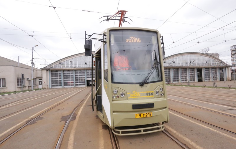 Călătorii se pot înscrie la cursuri gratuite de limbi străine cu... RATB