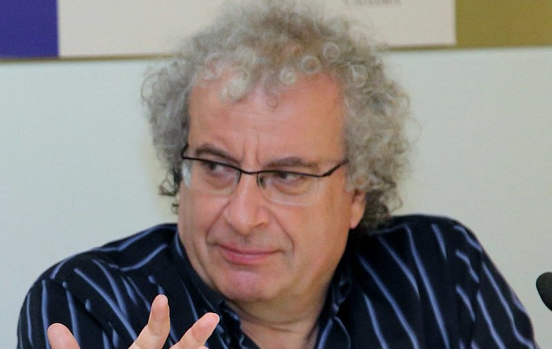 A murit scriitorul spaniol Jose Maria Calleja. A scăpat de amenințările teroriștilor ETA, a pierdut lupta cu coronavirusul
