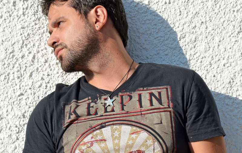 PREMIERĂ LIBERTATEA.RO | Danny Mazo lansează single-ul "Baile Sola"