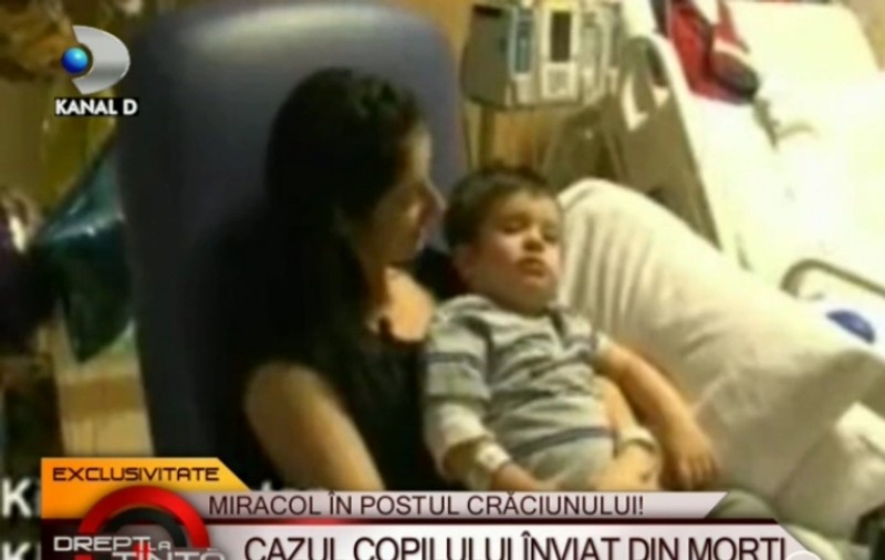 Mama copilului întors din morţi: "M-am rugat: Doamne, dă-mi copilul înapoi"