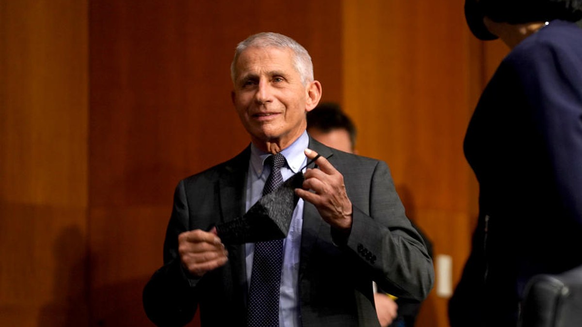 Anthony Fauci: „Vom avea nevoie de o a treia doză într-un an de la prima schemă de vaccinare”