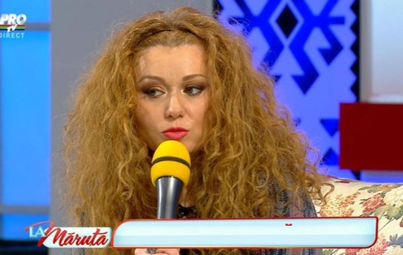 Circul revine! Veronica A. Cara şi mama Biancăi s-au certat ca la uşa cortului: "Bianca ţi-a dat sume frumoase! Ţi-a dat toţi banii de la Wowbiz" "Nu e adevărat!"