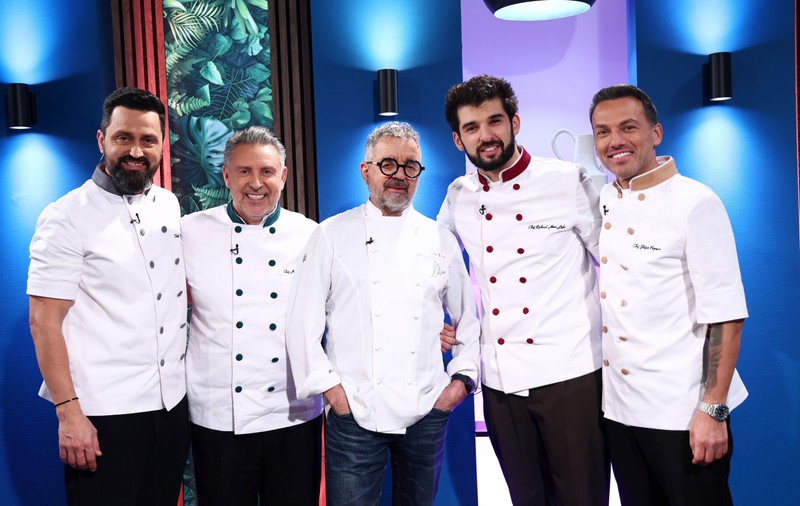 Moment istoric la „Chefi la cuțite”. Mauro Uliassi, unul dintre cei mai mari chefi din lume, ajunge în platoul emisiunii