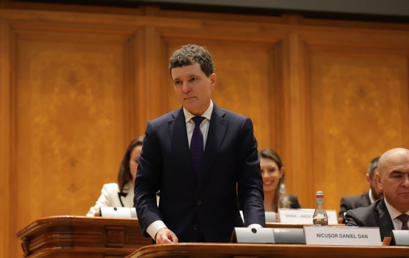 Cea mai mare vulnerabilitate a României este capacitatea redusă a administrației publice, susține Nicușor Dan. Cum se pot rezolva problemele interne ale țării