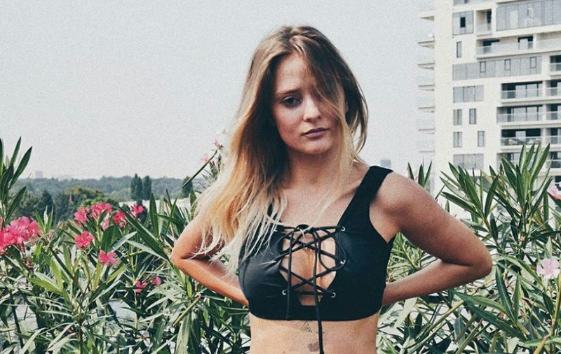 Sora Deliei, moment emoționant cu mama ei. Gina Matache a pus obrazul pe burtica de gravidă a artistei. “Ne-a dat și nouă un semn”
