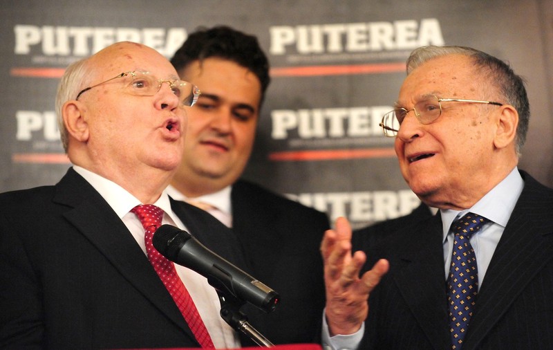 Ion Iliescu, la moartea lui Mihail Gorbaciov: „Războiul Rece i-a supraviețuit și acum trăim partea cea mai violentă și mai periculoasă”