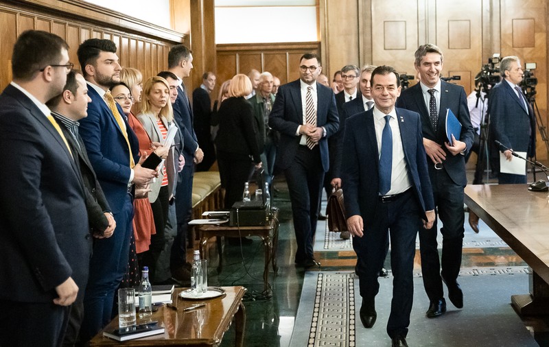 UPDATE | Orban, la ședința de Guvern convocată vineri seara: „Mi se pare o oră normală”
