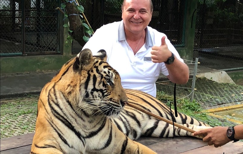 Nick Rădoi, cucerit de Antonia. “Este pentru prima data față în față “