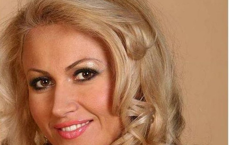 EXCLUSIV! Anamaria Ferentz, GAFĂ VESTIMENTARĂ, la un eveniment monden | FOTO