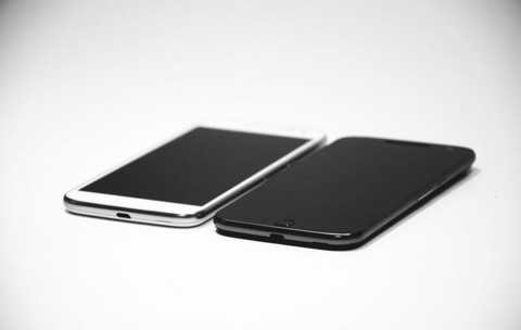 Cum se blochează identitatea digitală după furtul telefonului și de ce contractele nu se anulează automat