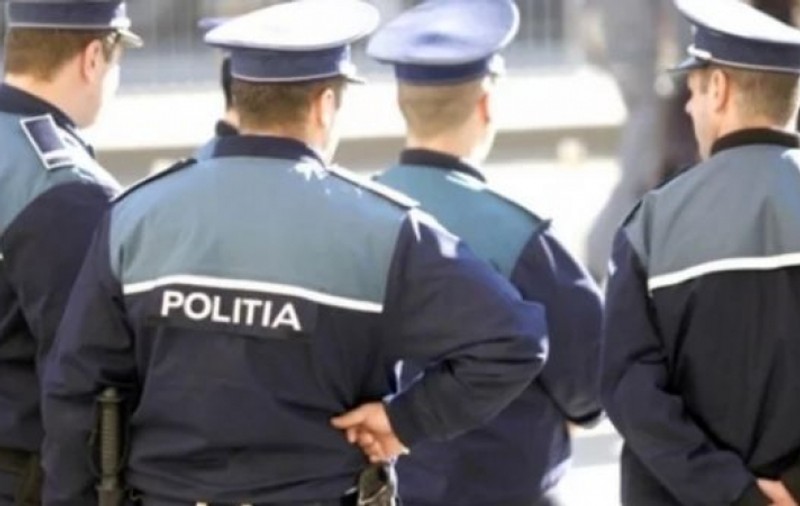 Doi polițiști s-au luat la bătaie pe treptele Poliției Rutiere din Slatina. „Am fost înjurat, ameninţat, provocat”