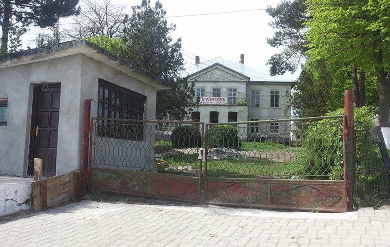 Conacul prințului Sturdza din județul Suceava, scos la vânzare la preț de două apartamente. Nimeni nu vrea să cumpere monumentul istoric
