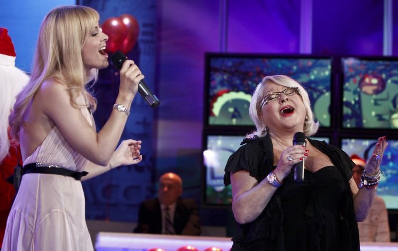 Simona Gherghe cântă în duet cu Mirabela Dauer, după 20 de ani 