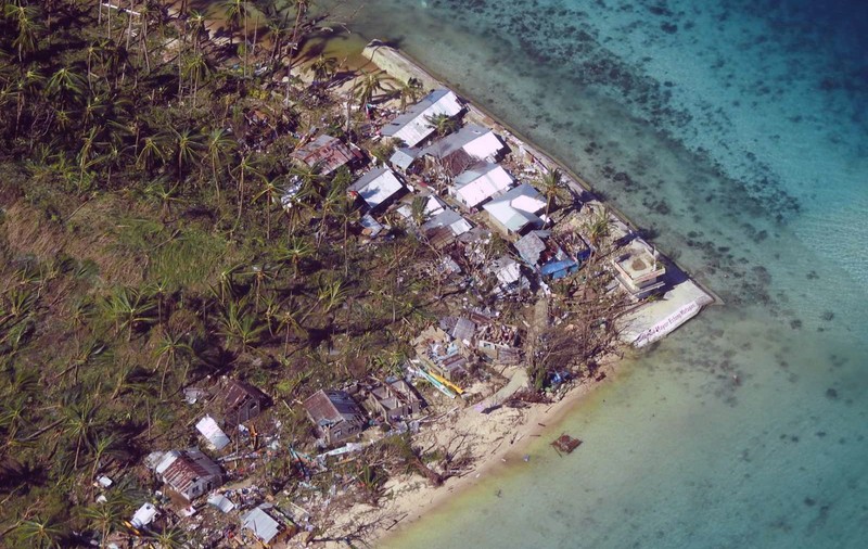 Cel puțin 12 persoane au murit în Filipine, după ce arhipelagul a fost lovit de taifunul Rai