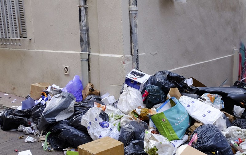 O primărie oferă 150 de lei pentru fiecare imagine cu oamenii care aruncă gunoaie la întâmplare