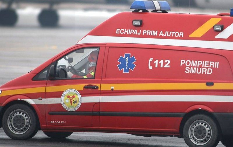Accident grav pe un drum national: doi oameni au murit pe loc, alți cinci au fost răniți