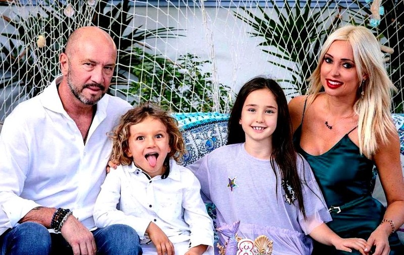 Raluca Zenga, despre problemele din căsnicie. Blonda și soțul ei au divorțat, după o relație de 17 ani. “Walter mi-a iertat multe și este mult mai înțelept”
