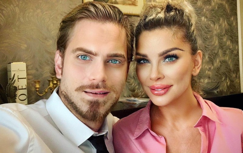 Alina și Ilan Laufer, prima ședință foto cu gemenii lor născuți prematur