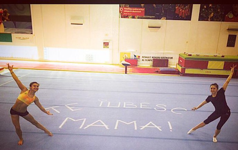 Larisa Iordache și Diana Bulimar au postat un mesaj de 8 martie