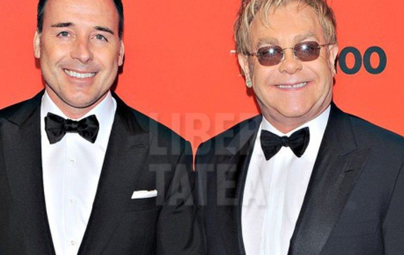 Elton John ar vrea să mai aibă un copil