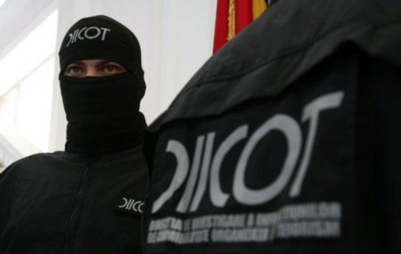 UPDATE: Fiul fostului senator Cristian Dănuţ Mihai, cercetat de DIICOT într-un dosar de proxenetism