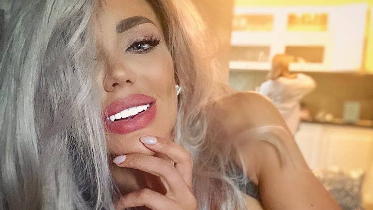 Bianca Drăgușanu s-ar vrea iar în ipostaze incendiare în reviste. Cum a fost primită vestea | VIDEO