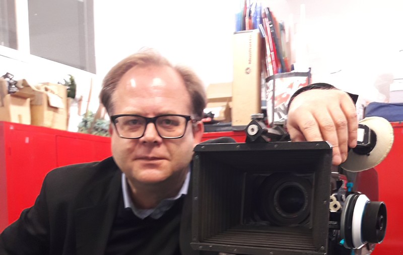 Regizorul Rafael Kapelinski: „Când vezi filme acasă e ca și cum ai mânca dulciuri. La cinema cauți Sfântul Graal”