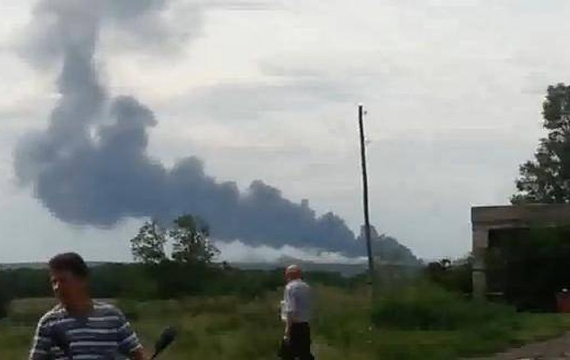 TABLOIDUL THE SUN acuză: "ZBORUL MH17, DOBORÂT DE RACHETA LUI PUTIN"