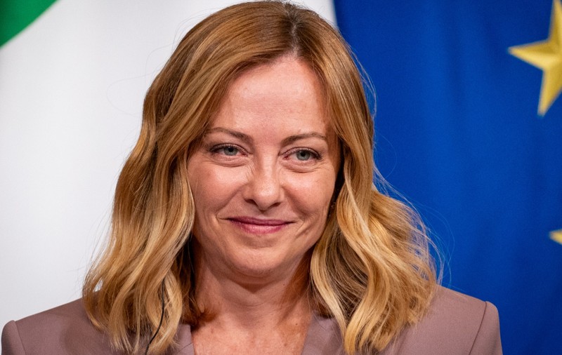 Giorgia Meloni îl felicită pe Nicuşor Dan pentru victoria la prezidenţiale: „Sunt convinsă că vom putea construi o colaborare constructivă”