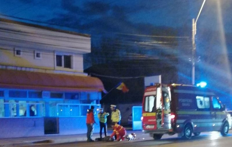 Pieton lovit de o mașină pe trecerea de pietoni, în Galați. Rănit grav, bărbatul a murit în brațele medicilor