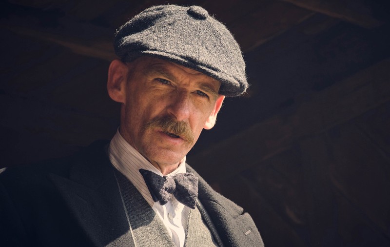 Paul Anderson, actorul care-l joacă pe Arthur Shelby în serialul Peaky Blinders, amendat pentru posesie de droguri